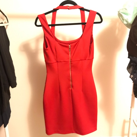 Guess Halter Neck Mini Sheath Red Dress - Picture 2 of 5